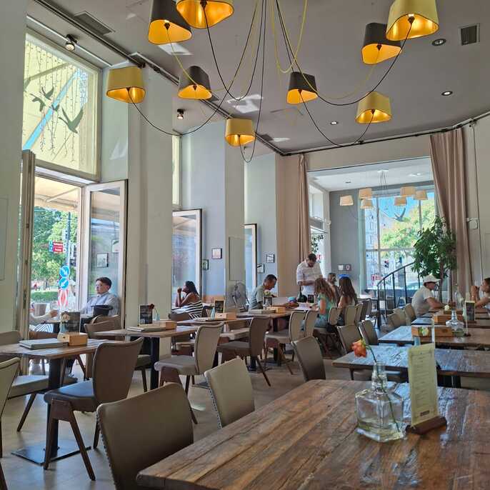 Cafe Francais, photo 5