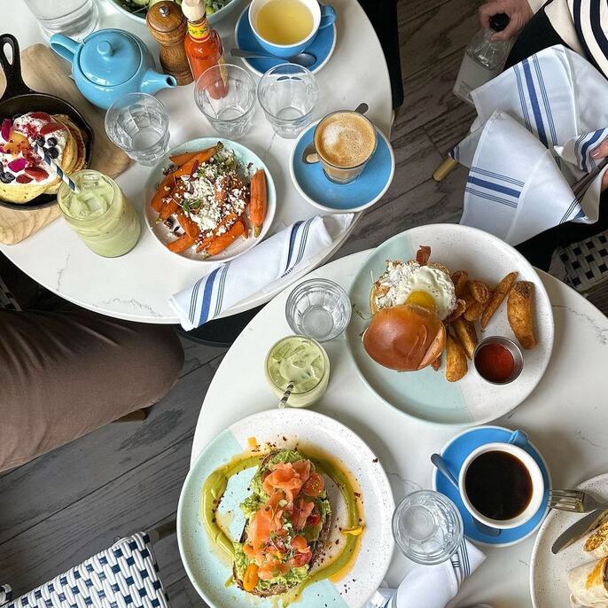 Bluestone Lane Avery Café