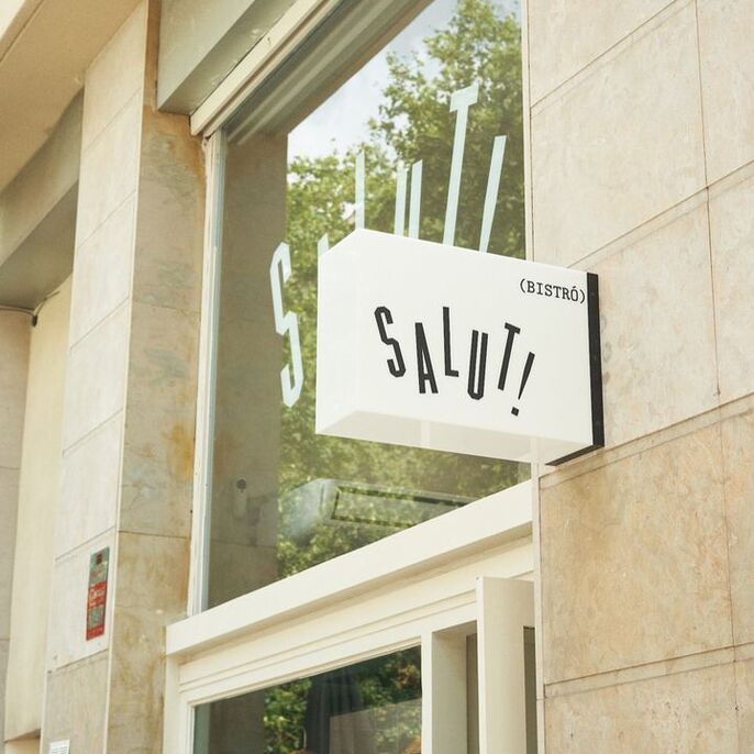 Salut Bistro