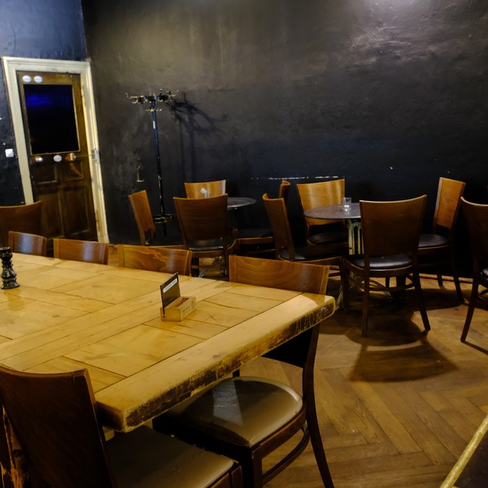 Schwarzes Cafe