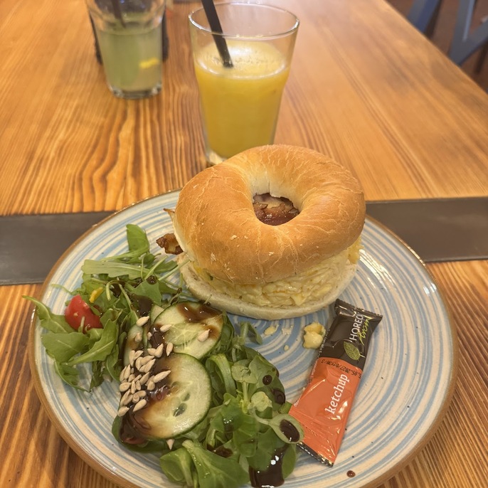 Gossip Cafe, photo 3