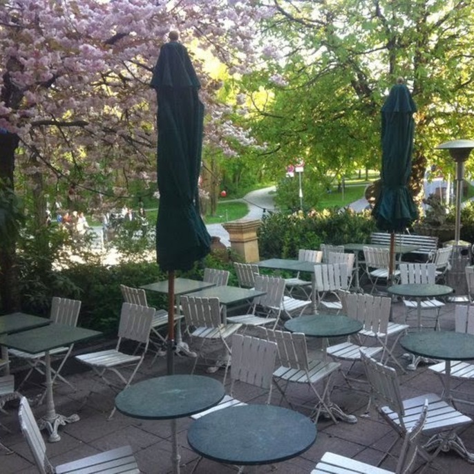 Cafe Königin 43