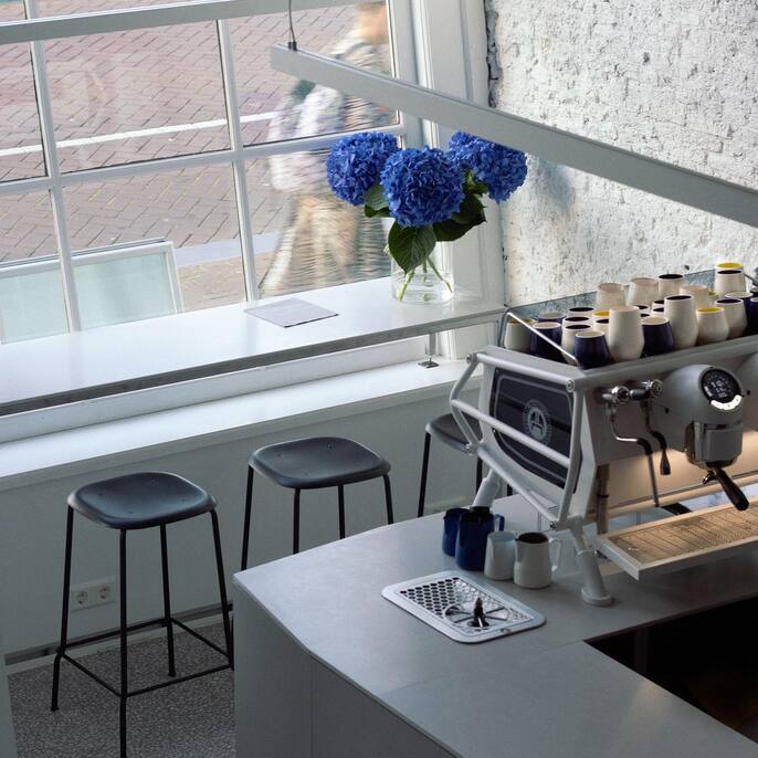 Blin Queen. Specialty pancakes, coffee & wine