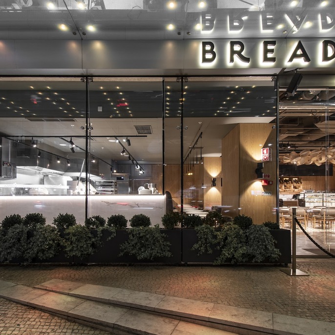 Bread & Friends